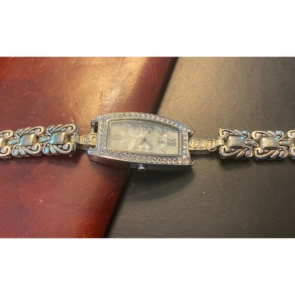 Women's Daisy Fuentes Watch,Silver Tone with MOP Face,Crystal Accents, DF1039 - Picture 1 of 4